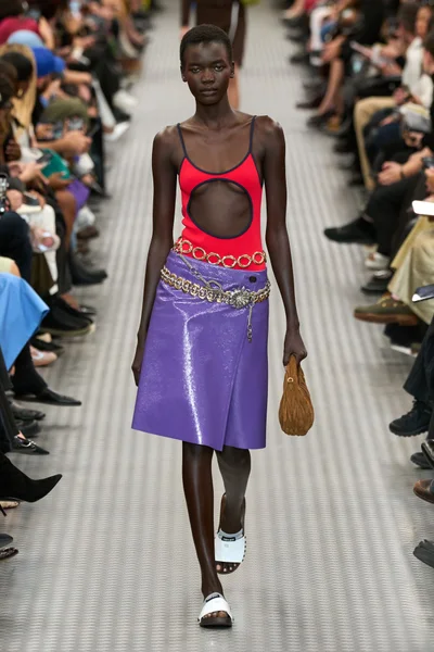 Look 40